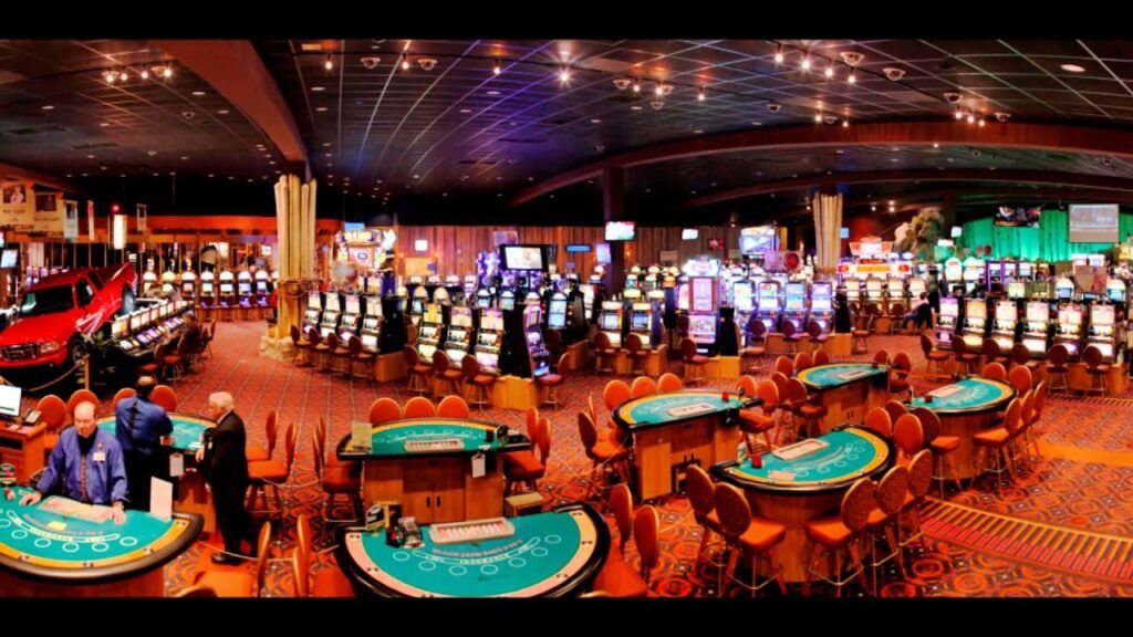 Exploring the Benefits of Using Bet88 Versus Visiting a Physical Casino or Betting Shop
